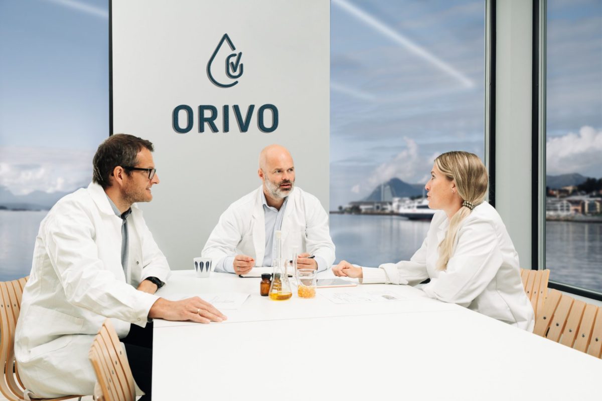 The ORIVO team discussing how to increase Omega-3sales with the ORIVO certification